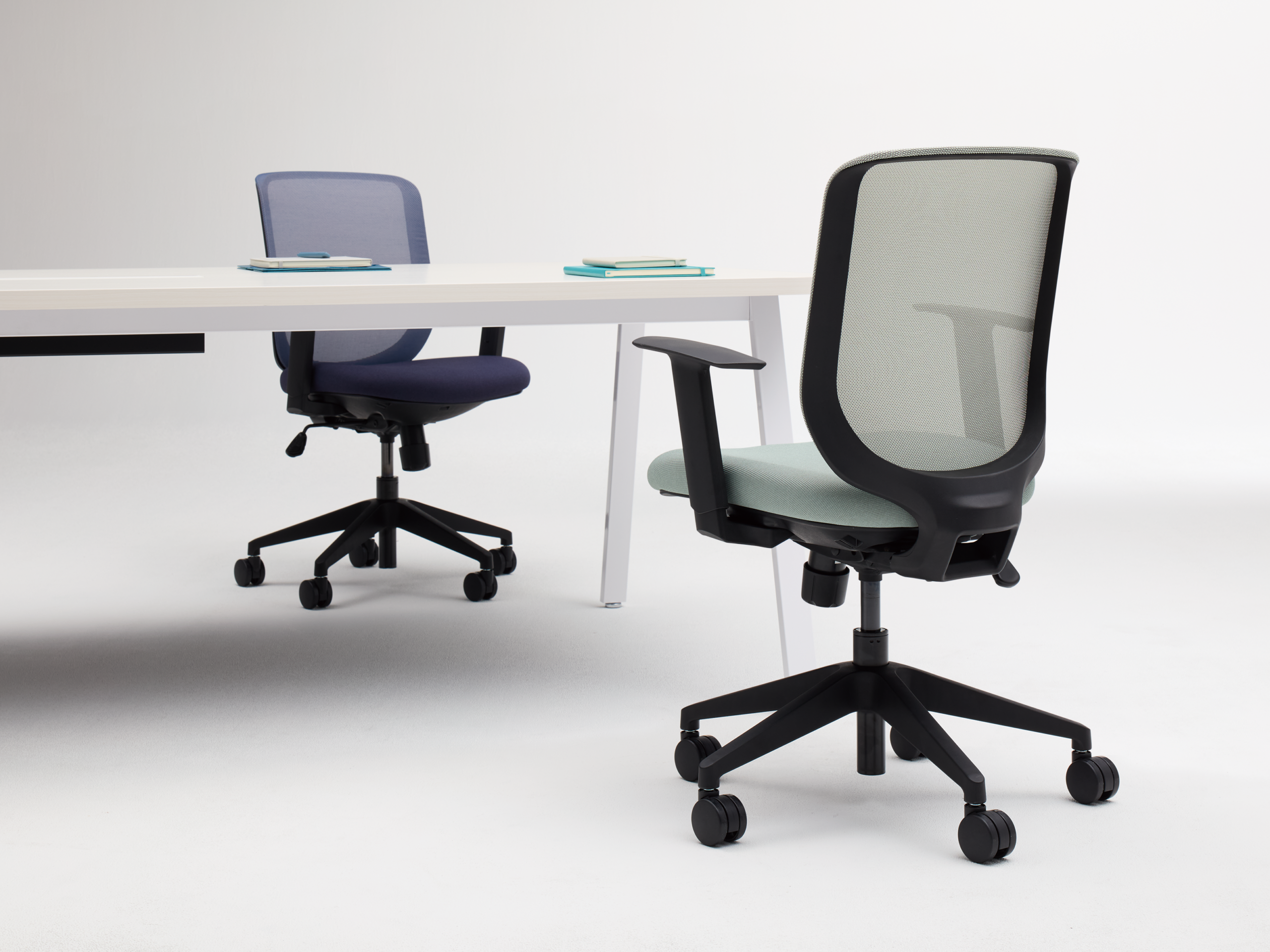 SCIチェア | イナバインターナショナル株式会社